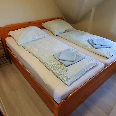 Modernisierte Ferienwohnung Friedrichskoog - Spitze, Gegenueber Mutter-Kind-Klinik ภายนอก รูปภาพ