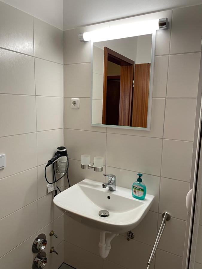 Modernisierte Ferienwohnung Friedrichskoog - Spitze, Gegenueber Mutter-Kind-Klinik ภายนอก รูปภาพ